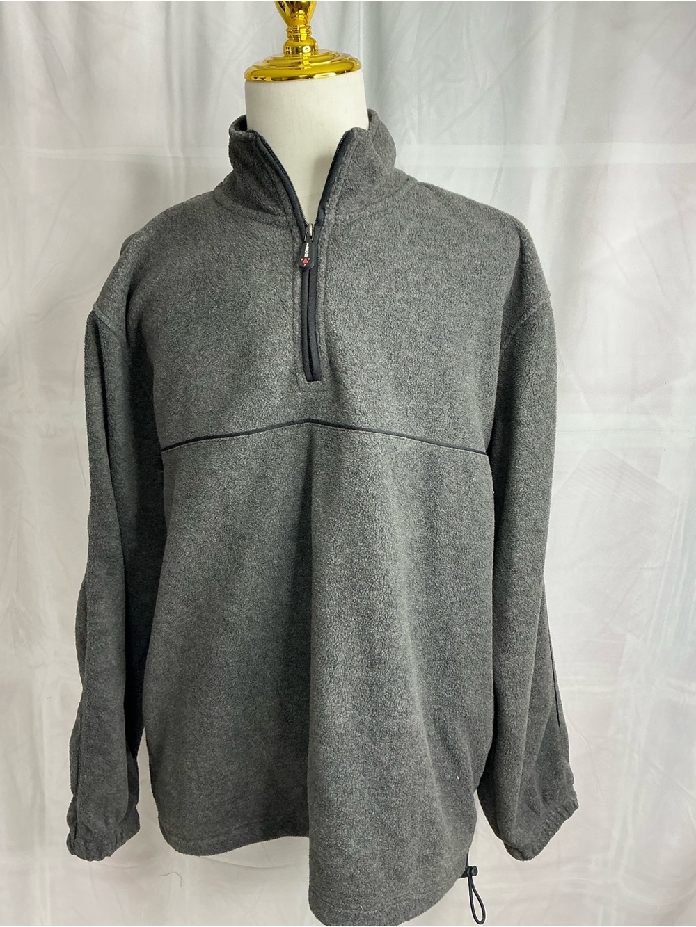 2320 - Men’s IZOD PerformX Gray Fleece Quarter-Zip Pullover - XL